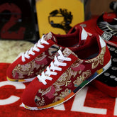 Fashion Graffiti Printed Men Suede Sneakers Red Running ShoesFashion Graffiti Printed Men Suede Sneakers Red Running Shoes