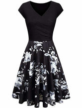 -Neck Big Swing Stitching Retro SundressFloral Print Mini Dress Sexy V-Neck Big Swing Stitching Retro Sundress