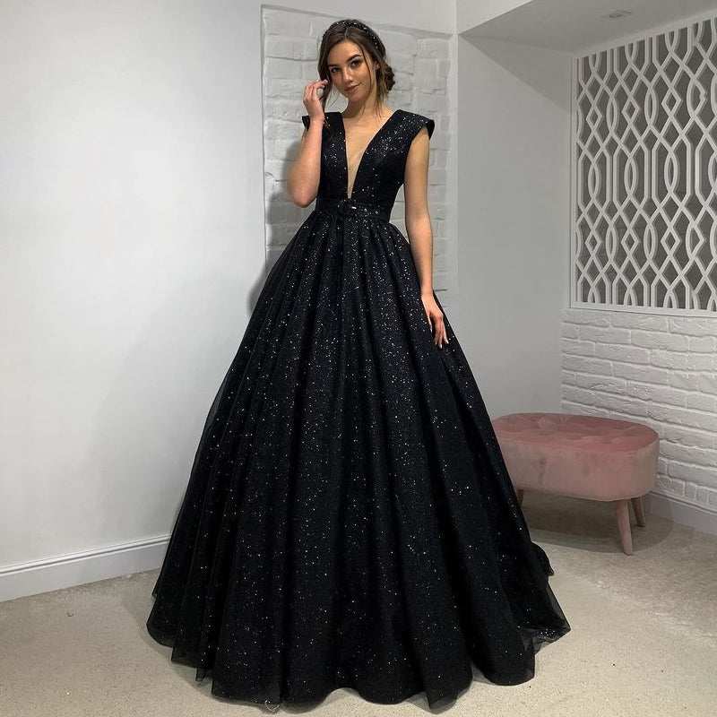 -Neck Wedding Dress Cap Sleeve Sequined BacklessElegant Sexy V-Neck Wedding Dress Cap Sleeve Sequined Backless A-Line