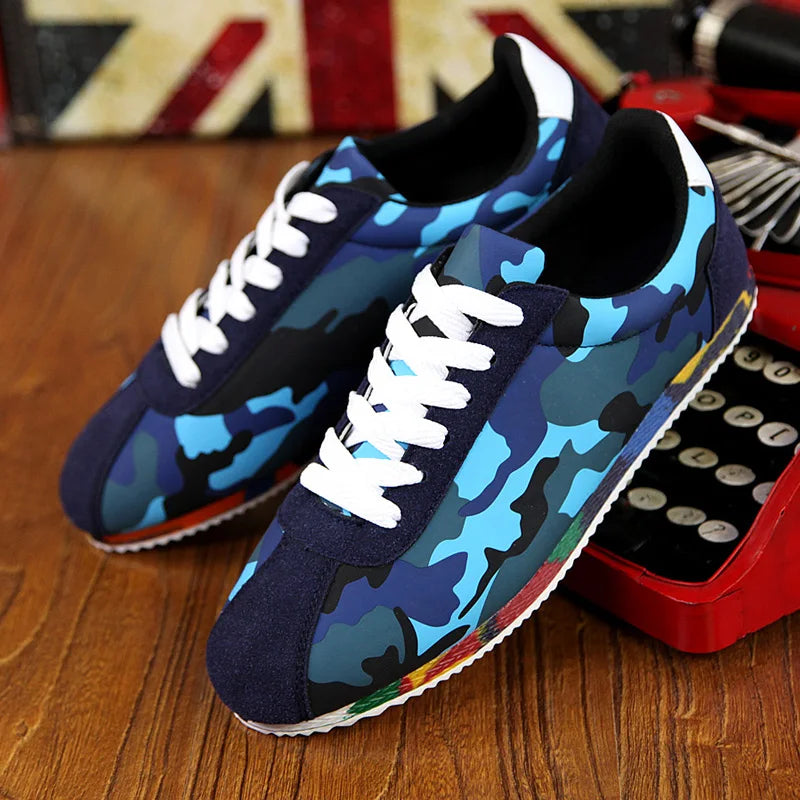 Fashion Graffiti Printed Men Suede Sneakers Red Running ShoesFashion Graffiti Printed Men Suede Sneakers Red Running Shoes